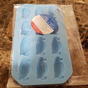 Puinguin ice cube maker new